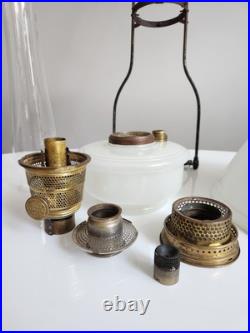 Aladdin White Moonstone Model B Hanging Oil Lamp With Original 716 Glass Shade