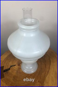 Aladdin White Venetian Oil Lamp Model 100 With Model B Burner And Shade 1932-193
