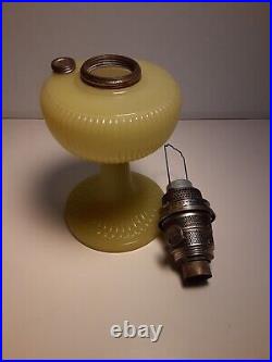 Aladdin Yellow Moonstone Vertique 1938 Kerosene Lamp Uranium Glass B -88 Glows