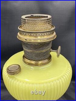 Aladdin Yellow Moonstone Vertique Vaseline Glass Kerosene Lamp Raised Rib