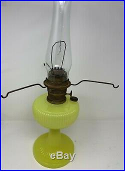 Aladdin Yellow Moonstone Vertique Vintage Oil Kerosene Lamp 1938 B-88 With Shade