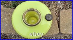 Aladdin Yellow Vertique Uranium Kerosene Lamp