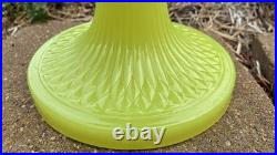 Aladdin Yellow Vertique Uranium Kerosene Lamp