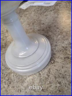 Aladdin oil lamp