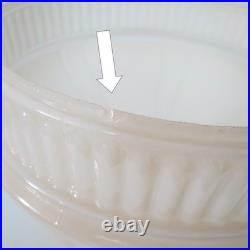 Aladdin oil lamp brass, milk glass shade, original parts, working condition