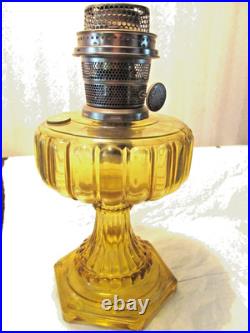 Aladdinamber 109 Cathedral Oil Lamp