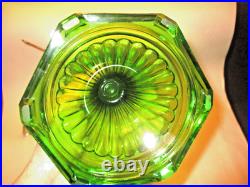 Aladdinb-102 Green Crystalcorinthian & 14 Tripod 1935-1936