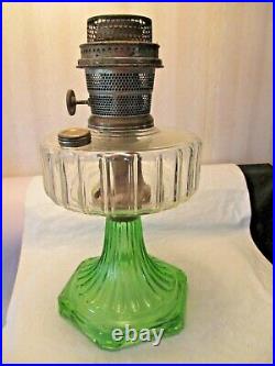 Aladdinb-105 Corinthian Oil Lampclear / Green