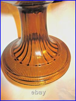 Amber Aladdin B-82 Beehive Oil Lamp