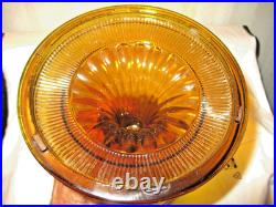 Amber Aladdin B-82 Beehive Oil Lamp