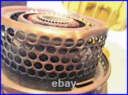 Amber Aladdin Corinthian Oil Lamp