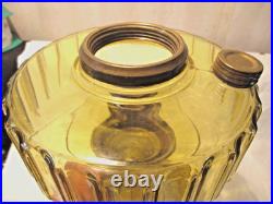 Amber Aladdin Corinthian Oil Lamp