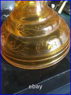 Amber Aladdin Oil Kerosene Lamp