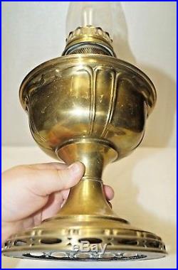 Antique 1919 20 Aladdin Model 8 Satin Brass Finish Kerosene Oil Table Lamp