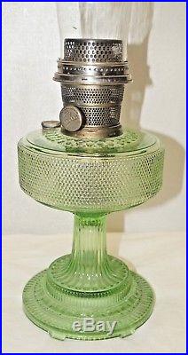 Antique 1933 Aladdin Green Colonial Kerosene Oil Table Lamp With Marked Chimney