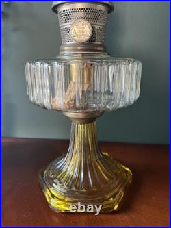 Antique 1936 Aladdin B-106 Corinthian Clear Over Amber Oil Lamp