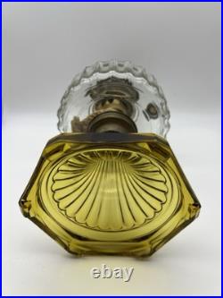 Antique 1936 Aladdin B-106 Corinthian Clear Over Amber Oil Lamp
