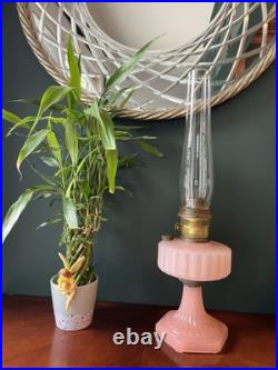 Antique 1936 Aladdin Corinthian Model B-116 Rose Moonstone Oil Lamp