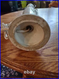 Antique 1940s Aladdin Alacite table lamp distinctive milk glass body 20.5 tall