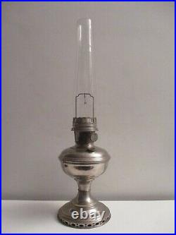 Antique ALADDIN Kerosene Oil Lamp Model No. 11 Original Base & Chimney ca. 1920's