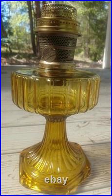 Antique ALADDIN Model-B Corinthian AMBER GLASS Oil-Kerosene Lamp 1930s LTS021