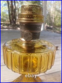 Antique ALADDIN Model-B Corinthian AMBER GLASS Oil-Kerosene Lamp 1930s LTS021