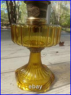 Antique ALADDIN Model-B Corinthian AMBER GLASS Oil-Kerosene Lamp 1930s LTS021