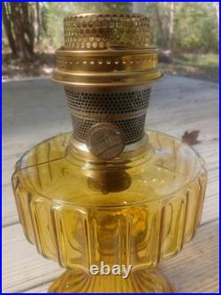 Antique ALADDIN Model-B Corinthian AMBER GLASS Oil-Kerosene Lamp 1930s LTS021