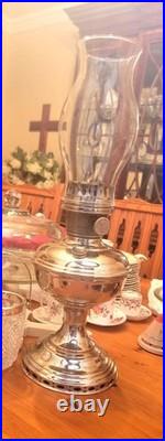 Antique ALADDIN Table Oil Kerosene Lamp Nickel Model No. 11 Chicago USA Working