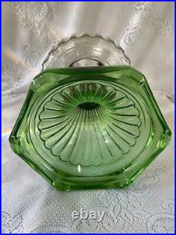 Antique Aladdin 1936 Corinthian B-105 Green & Clear Kerosene Oil Lamp GLOWS