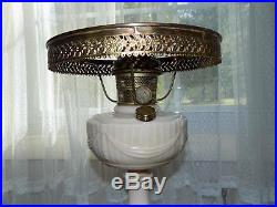 Antique Aladdin Alacite Lincoln Drape Nu-Type B Burner Kerosene Oil Lamp & Shade