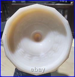 Antique Aladdin Alacite'Lincoln Drape' Pale Pink Custard Kerosene Lamp 13 GLOW