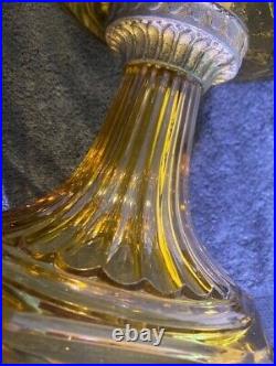 Antique Aladdin Amber Model B-101 Corinthian Kerosene Stand Lamp 1935