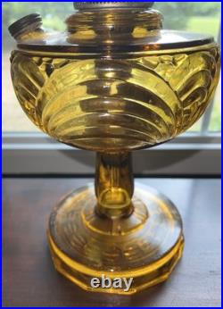 Antique Aladdin Amber Washington Drape Kerosene Oil Lamp With No 11 Burner