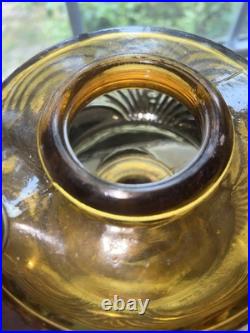 Antique Aladdin Amber Washington Drape Kerosene Oil Lamp With No 11 Burner