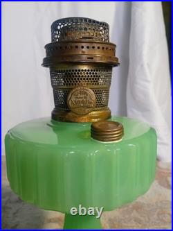 Antique Aladdin B-103 Jade Green Corinthian Oil Lamp Nu-Type Model B Burner