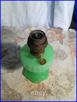 Antique Aladdin B-103 Jade Green Corinthian Oil Lamp Nu-Type Model B Burner