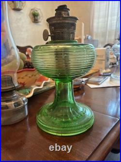 Antique Aladdin B-81 Green Oil Lamp 1937-1938 Beehive Pattern Model B Burner