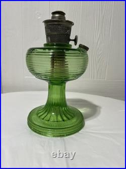 Antique Aladdin B-81 Green Oil Lamp 1937-1938 Beehive Pattern Model B Burner
