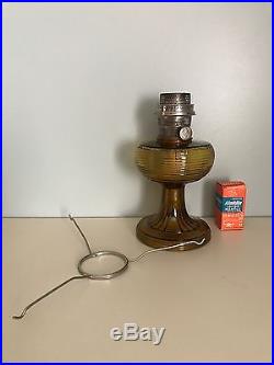 Antique Aladdin Beehive Table Lamp w mantle and shade holder
