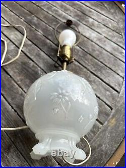 Antique Aladdin G63 Moonstone Electric Table Lamp Base Light W Original Finial