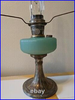 Antique Aladdin Green Moonstone B-97 Queen 1937-1939 Glass Brass Kerosene Lamp