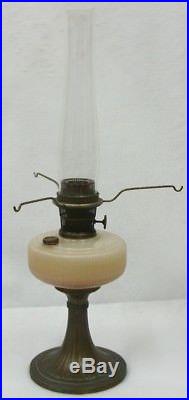 Antique Aladdin Kerosene Oil Lamp Rose Moonstone Vertique & Brass All Original