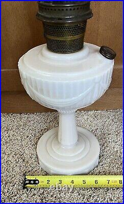 Antique Aladdin Lincoln Drape Oil Lamp Alacite