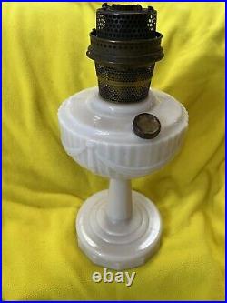 Antique Aladdin Lincoln Drape Oil Lamp Alacite