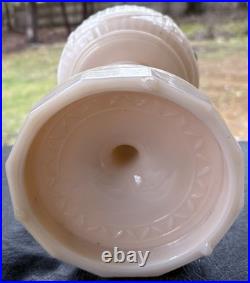 Antique Aladdin Lincoln Drape Pink Ivory Oil Kerosene Table Lamp