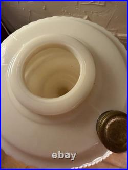 Antique Aladdin Lincoln Drape Table Lamp Base White Alacite c. 1940