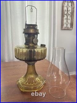 Antique Aladdin NuType Model B Kerosene Mantle Lamp Chicago Brass Oil Lamp Green