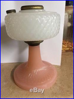 Antique Aladdin Quilt Rose White Pink Oil Lamp Mantle Company Model B-91