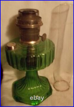 Antique Aladdin Table Lamp Corinthian Green